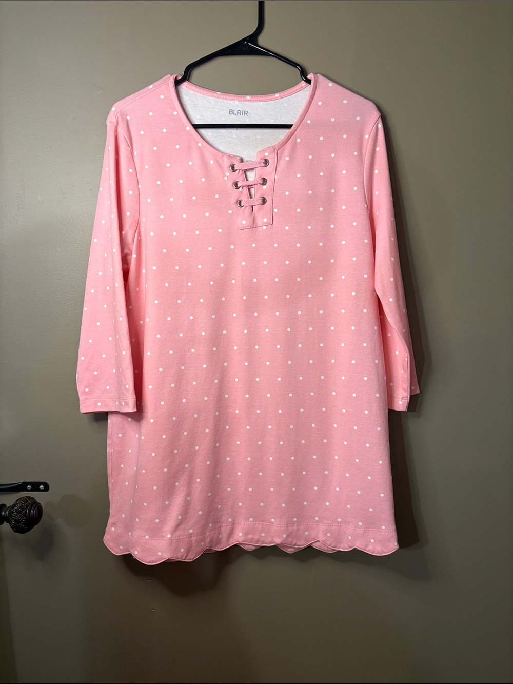 Blair Women’s Top Large Pullover 3/4 Sleeves Pink Polka Dot Scalloped Hem